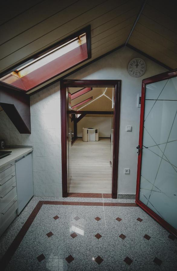 Cherry Apartmani Gornji Milanovac Buitenkant foto